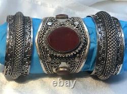 Paire De Vintage De Silver Sterling Bracelets De Cuffs Lourds Fabriqués À La Main
