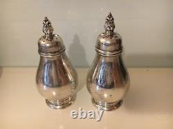 Paire De Vintage Royal Danish Sterling Salt & Pepper Shakers S107