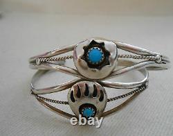 Paire De Vtg Native American Southwest Silver Turquoise Cuff Bracelets 701414