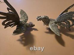 Paire Vintage De Coqs En Argent Massif Se Battant. Sculpture. Italienne