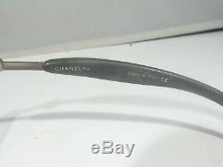 Paire Vintage Paire De Lunettes De Soleil Sportive De Les Signature Chanel Femme