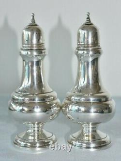 Paire Vintage Williamsburg Arrowsmith 105 G Sterling Silver Salt & Pepper Shakers