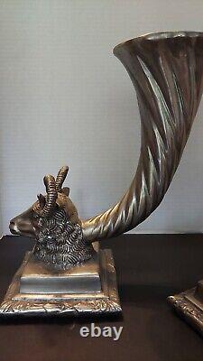 Paire Vintage de Vases Cornucopia en Tête de Bélier Métal, Lourd Plus de 30 lbs Grand 14 H