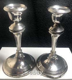 Paire charmante de chandeliers en argent vintage