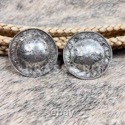 Paire de 2 1/4 Conchos Bombés en Argent Sterling Vintage