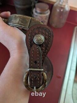 Paire de bottes western anciennes avec incrustations d'argent (non marquées)