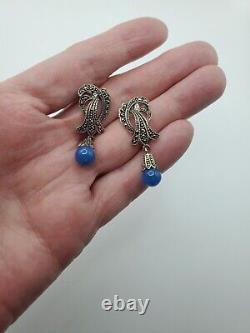Paire de boucles d'oreilles anciennes en argent sterling, lapis-lazuli et marcassite d'Italie