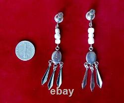 Paire de boucles d'oreilles vintages en argent sterling et nacre à vis/Mode bohème