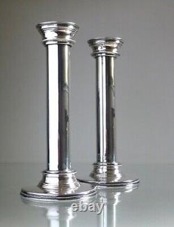 Paire de bougeoirs de colonne en argent massif sterling 925 vintage. 20cm de haut.