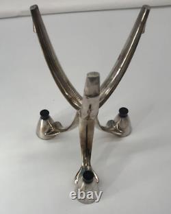 Paire de bougeoirs en argent plaqué de la communauté, style MCM, trépied atomique étoile rétro