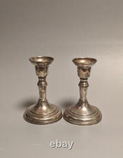 Paire de bougeoirs en argent sterling hollandais vintage 4