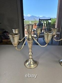 Paire de candélabres à quatre bras en argent sterling de style vintage Duchin Creation avec bordure godronnée