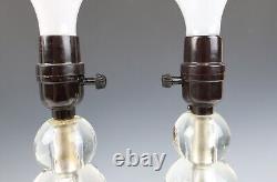 Paire de lampes de table en aluminium et lucite vintage, style moderne du milieu du siècle, ère de la machine, art déco.