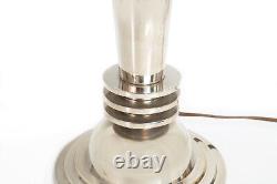 Paire de lampes de table vintage en chrome de style Art Déco streamline