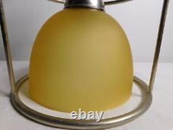 Paire de lampes en verre à dôme industriel Art Déco de 1933 en aluminium, réélectrifiées 8X11