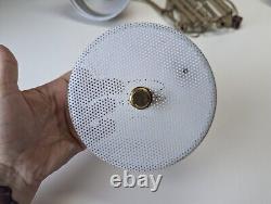 Paire de lampes murales en laiton et aluminium de style vintage du milieu du siècle avec diffuseur MCM