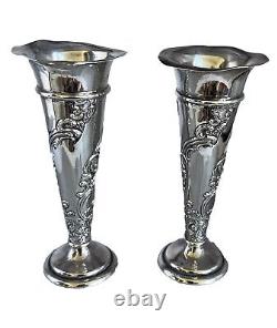 Paire de vases à bourgeons en argent sterling avec design surélevé pondéré, 5,0 pouces de hauteur, vintage