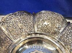 Paire de vintage rare plat à bonbons fait main gravé à la main en argent massif 84 716,97 grammes