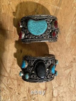Paire vintage de bracelets en argent et turquoise navajo du Mexique