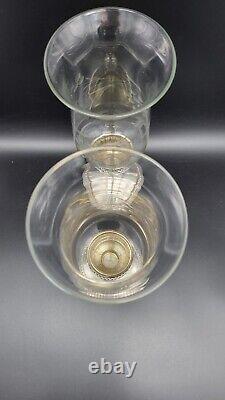 Paire vintage de chandeliers en argent pondéré Rogers avec un ouragan en verre gravé