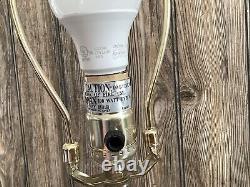 Paire vintage de lampes de table rétro en bois et acier Anthony California, 2 lumières fonctionnelles.