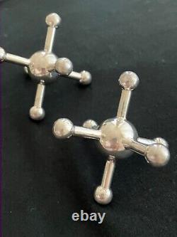 Paires de repose-couteaux en argent d'époque Edwardienne de Christopher Dresser Roberts + Belk