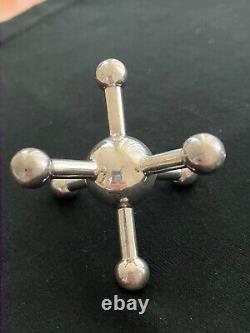 Paires de repose-couteaux en argent d'époque Edwardienne de Christopher Dresser Roberts + Belk