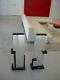Translate This Title In French: Michael Aram Vintage Post Modern Steel Tower Vases & Frames (pair) 2 Fabulous

Michael Aram Vintage Post Modern Steel Tower Vases & Frames (paire) 2 Fabuleux