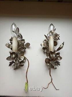 Une paire de magnifiques appliques murales électriques florales/feuilles en argent 10 vintage.