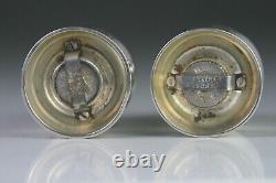 Une paire de moulin à poivre/broyeur en argent sterling anglais VTG avec mouvement Peugeot