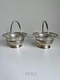 Une paire de paniers de table en argent sterling ancien