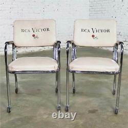 Vintage Paire Art Deco Streamline Modern Rca Victor Chaises De Publicité Par Chromcr