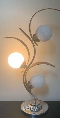 Vtg Paire Grandes Lampes Milieu Du Siècle Globes Modernes En Chrome Demi-sphères En Bois Courbé